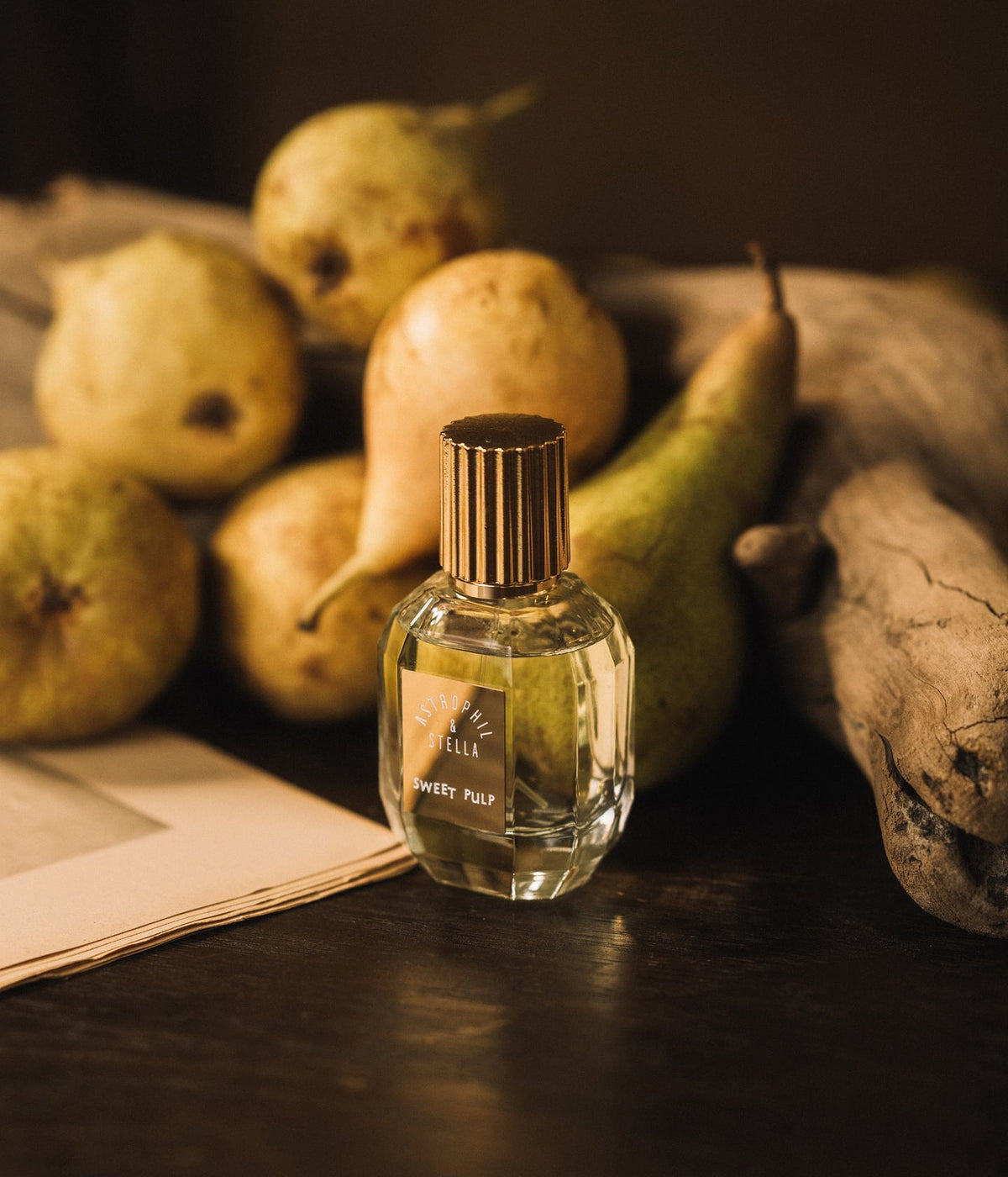 Astrophil & Stella Extrait de Parfum Sweet Pulp among pears and driftwood