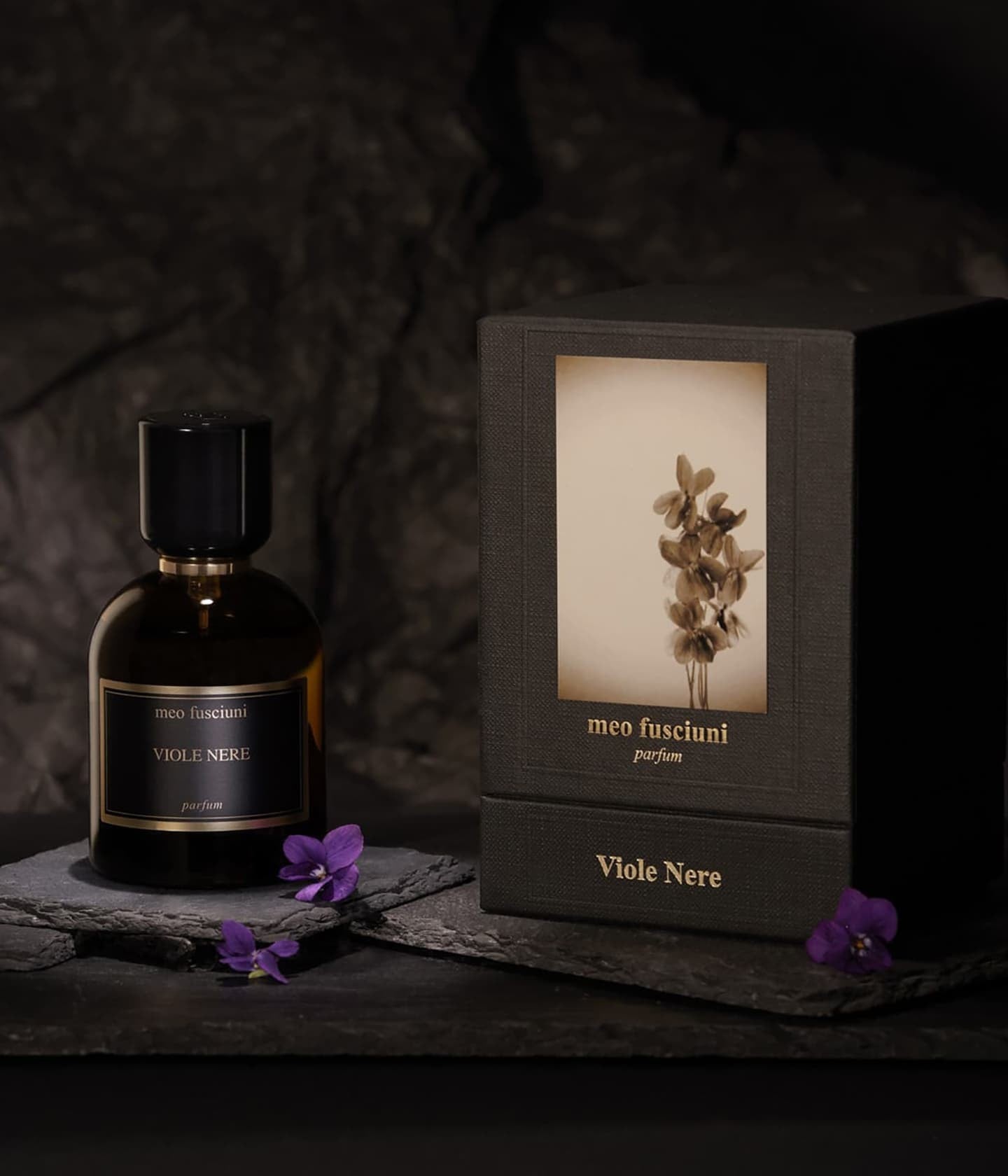 Extrait de Parfum Viole Nere