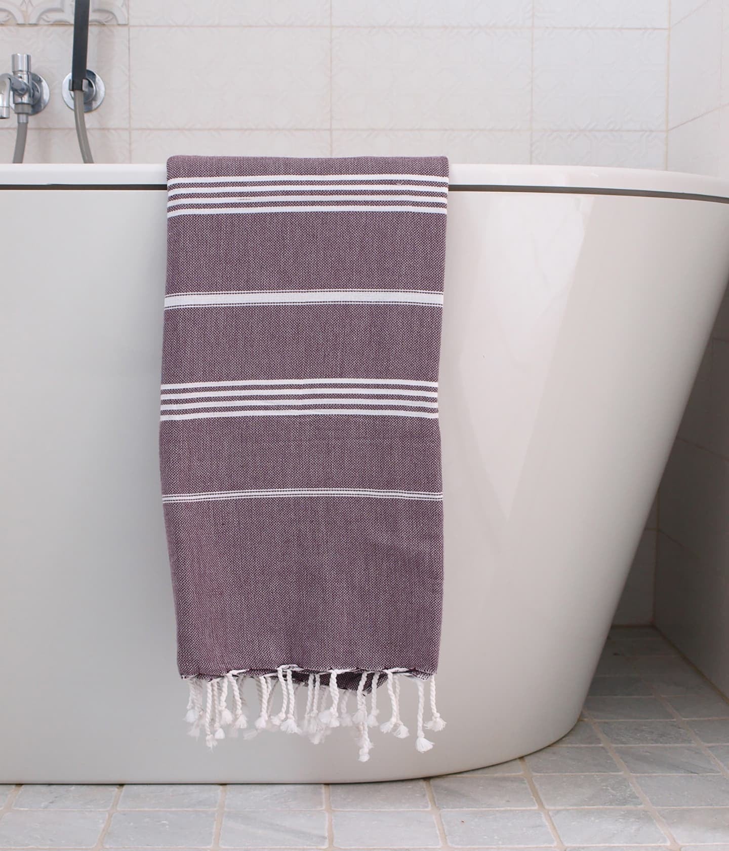Hammam Towel Aubergine / White