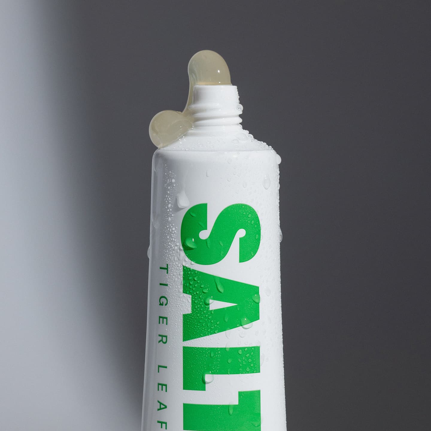 Green Tiger Leaf Toothpaste