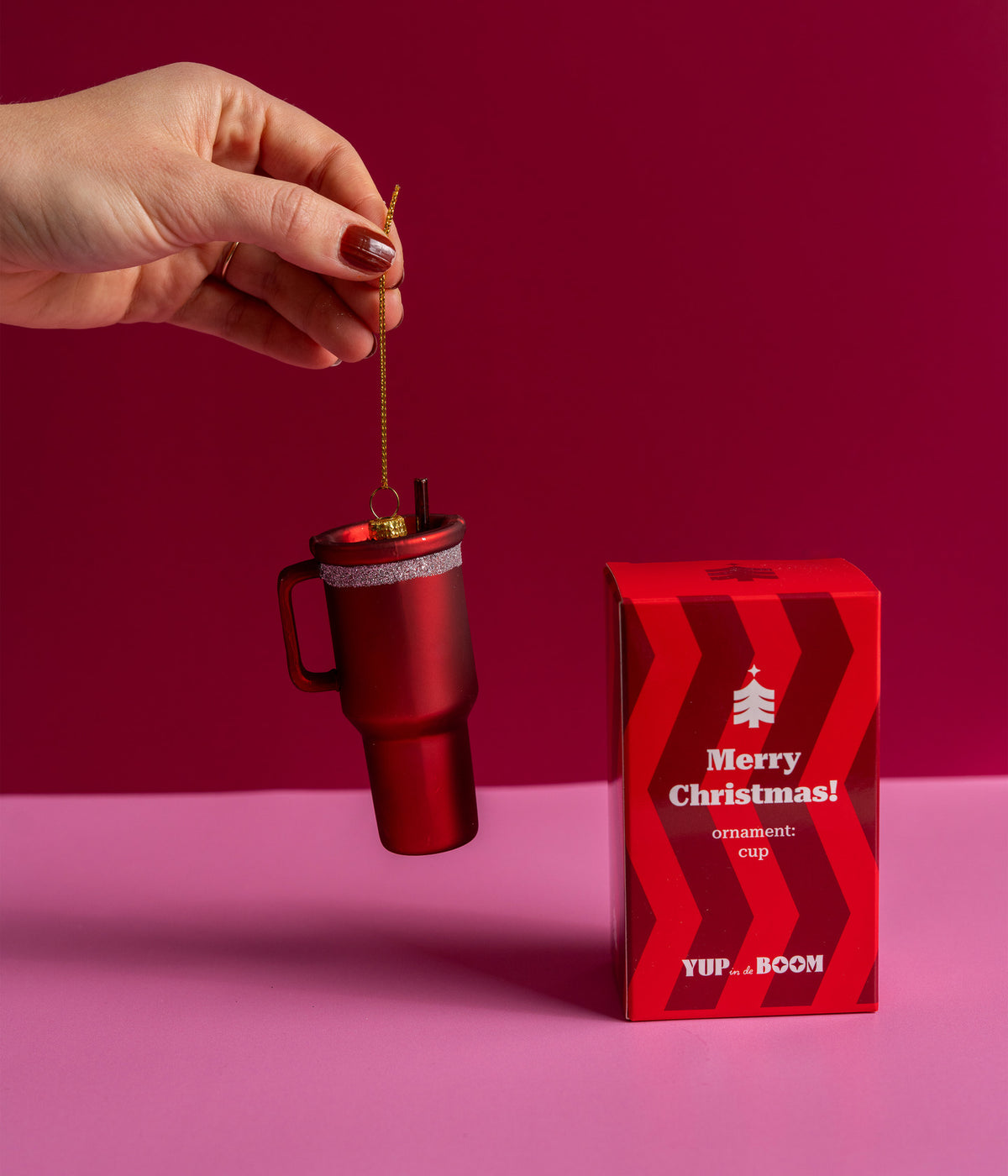 Yup in de boom Christbaumschmuck Cup, an der Schnur gehalten, mit Verpackung