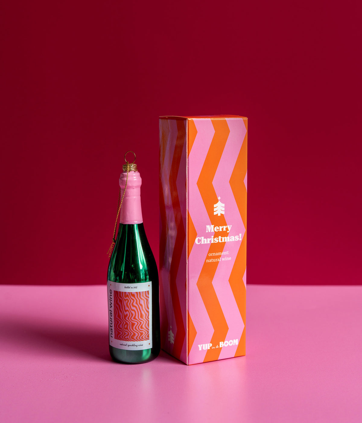 Yup in de boom Christbaumschmuck Natural Wine mit Verpackung