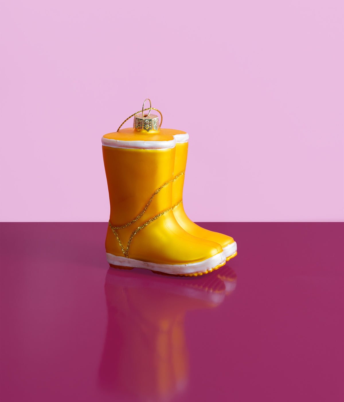 Yup in de boom Christbaumschmuck Rain Boots Yellow
